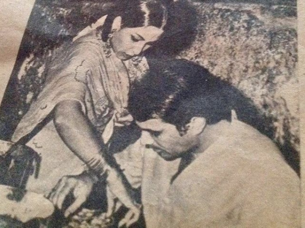 Rajesh Khanna And Anju Mahendroo